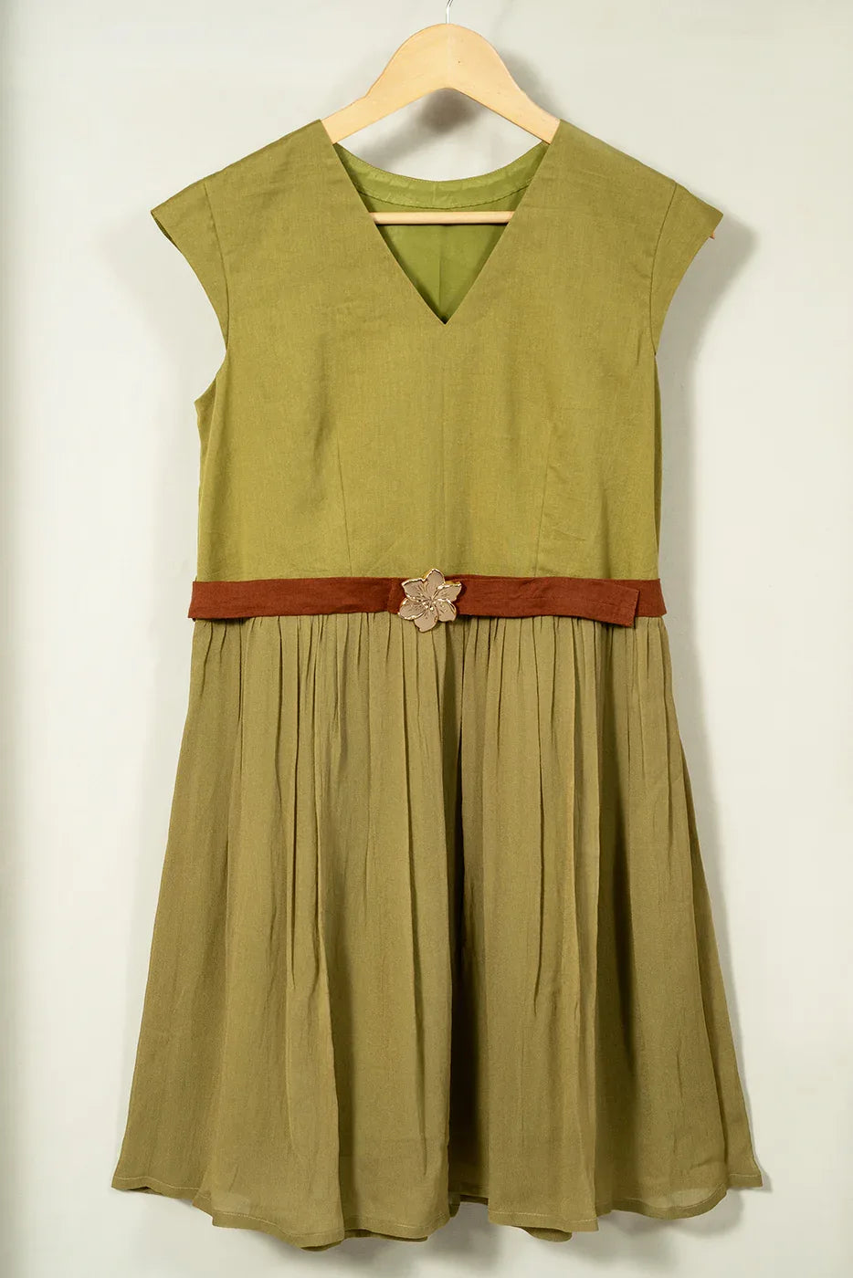 A-line dress with statement belt - SSWAI
