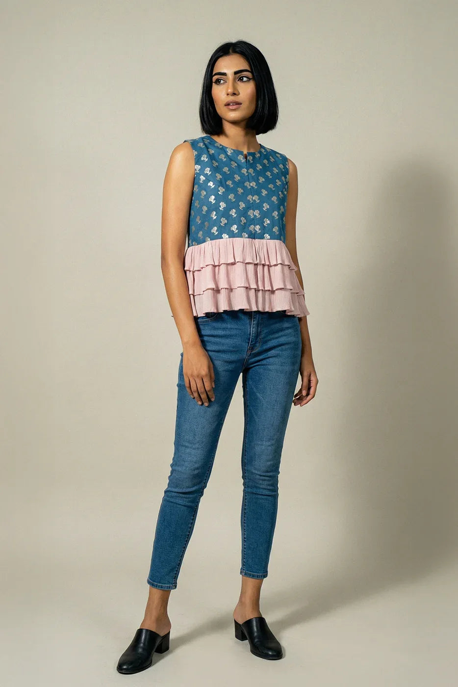 Vest with three layered gathers - SSWAI