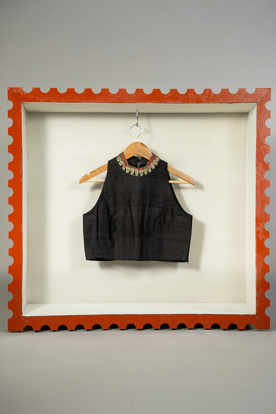 Halter neck cropped top