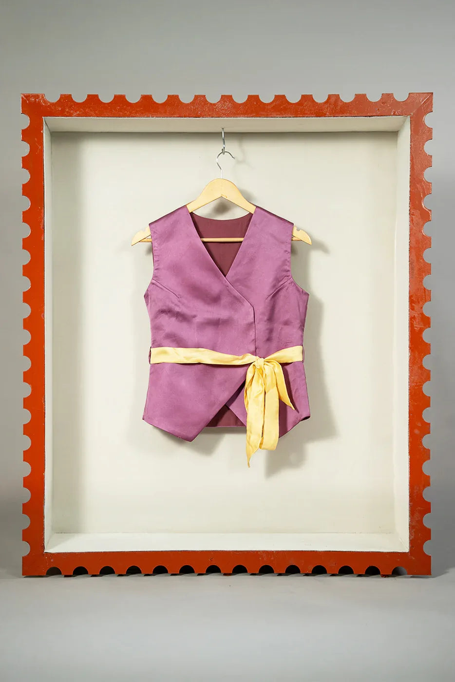 Sleeveless vest - SSWAI