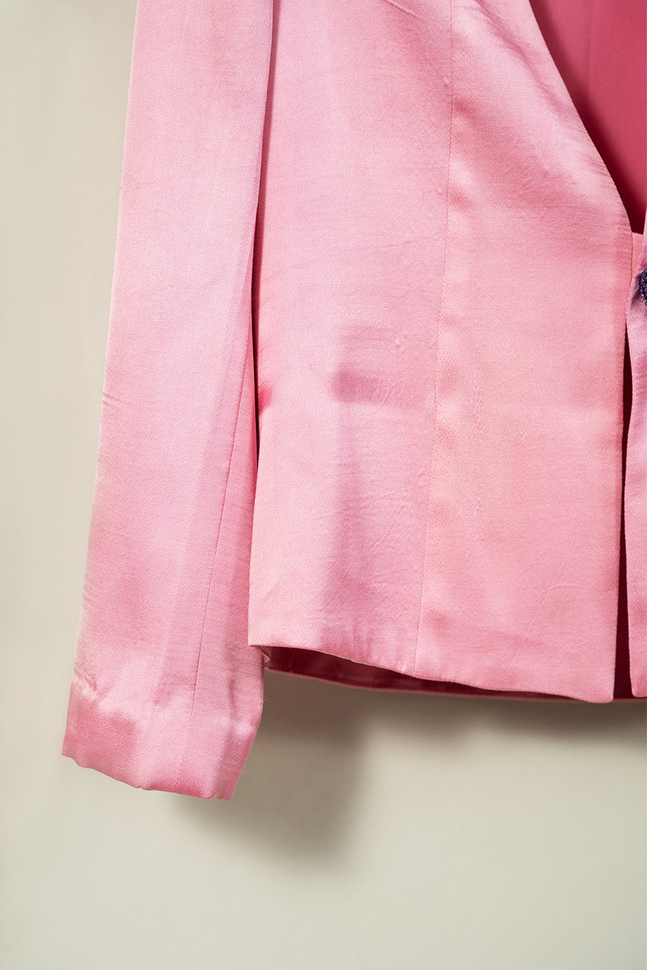 Blazer with floral button