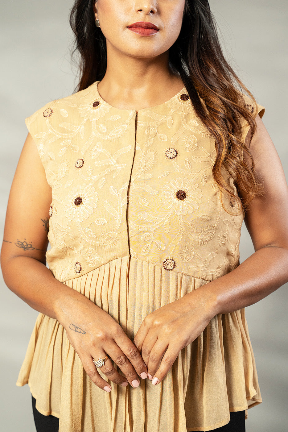 Georgette embroidered vest