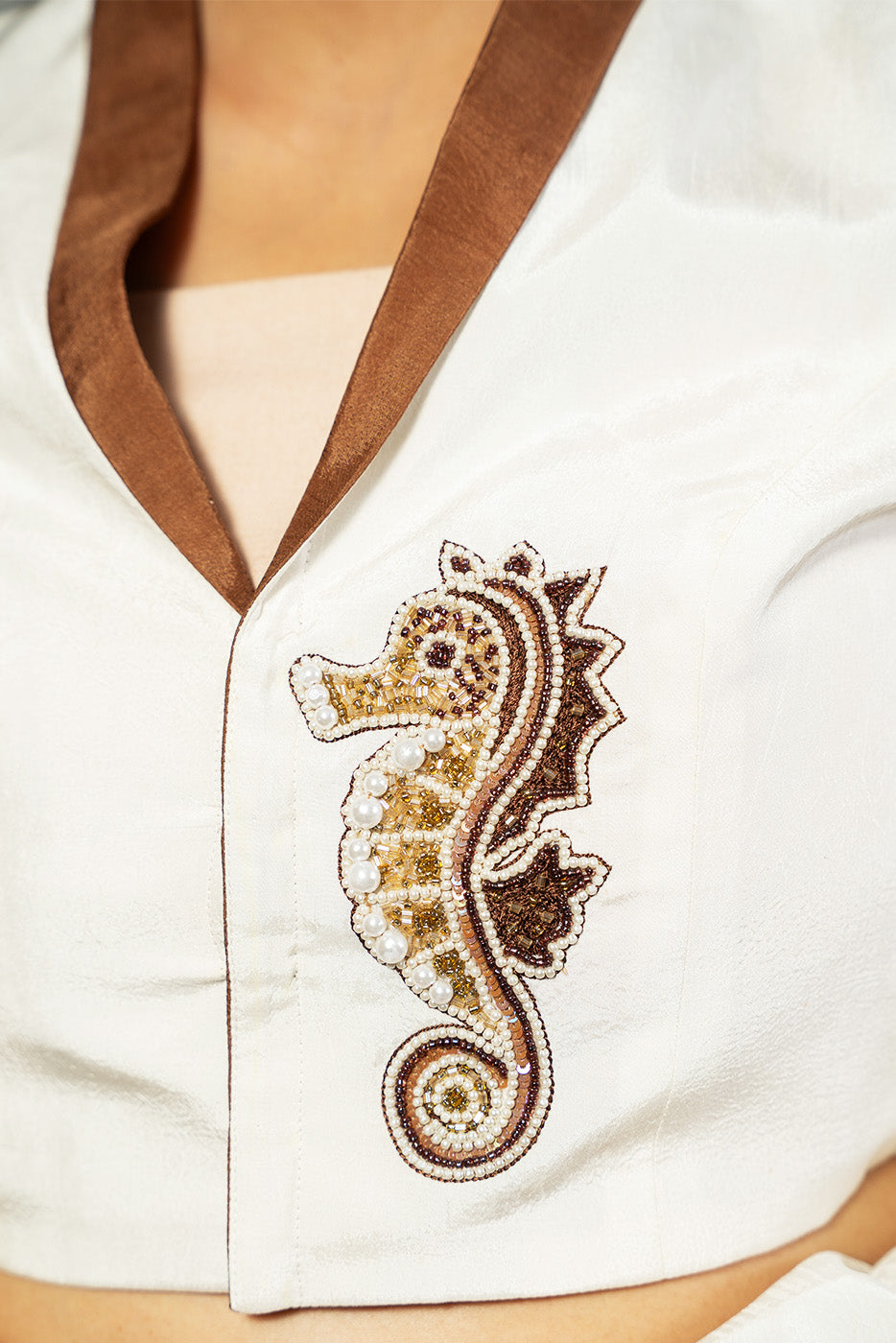 Cropped sea horse blazer