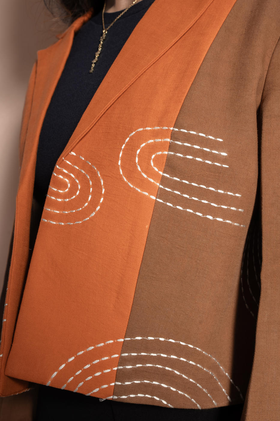 Kantha Dual-Color Cropped Blazer