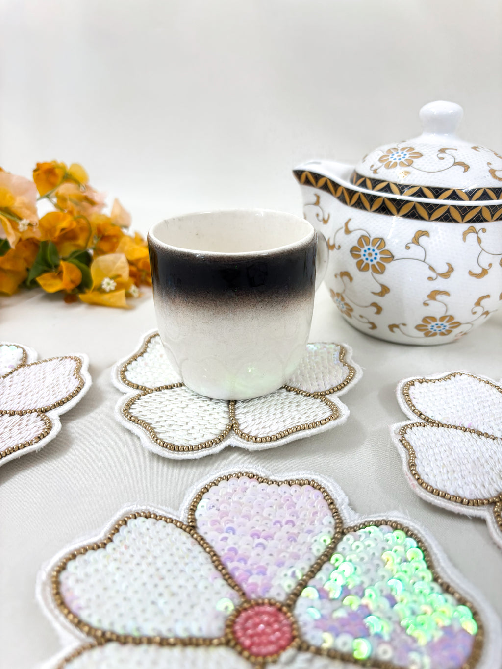 White Flower Coaster set